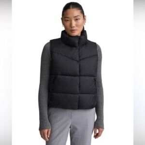 NVLT Cire Black Cropped Puffer Vest Zip Front Size Large NWT